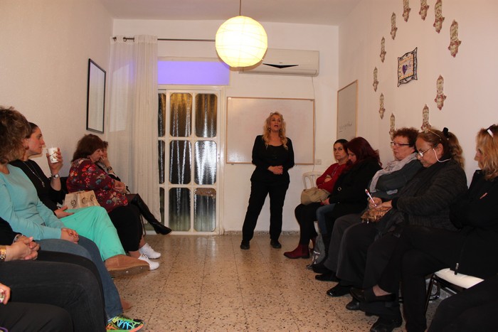 בילי בסדנה כולל נירה רות וחברה